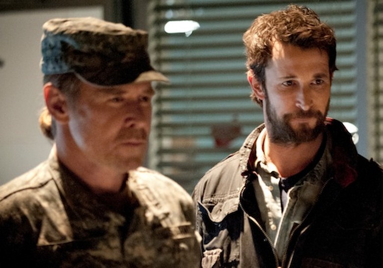 FallingSkies_S2_WeaverTom_DW
