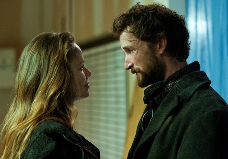 FallingSkies_finale_TomAnne_DW