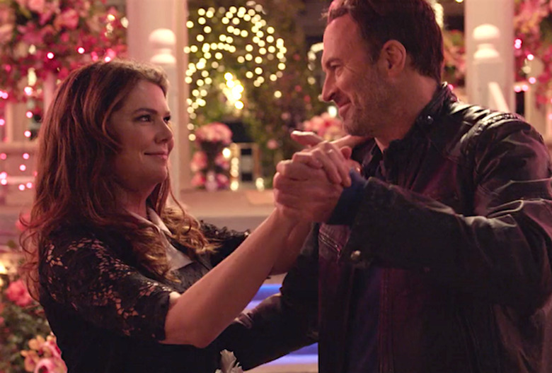 Gilmore Girls Revival Wedding