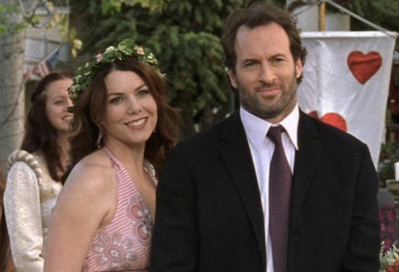 Gilmore Girls Revival Luke Lorelai Photo