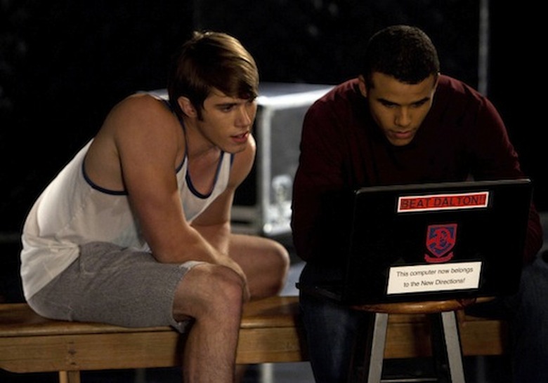 408GLEE_Ep408-Sc19_059