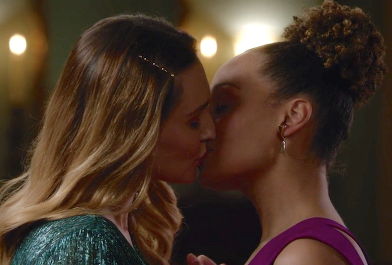 Good Witch - Joy and Zoey Kiss in 7x10 Series Finale