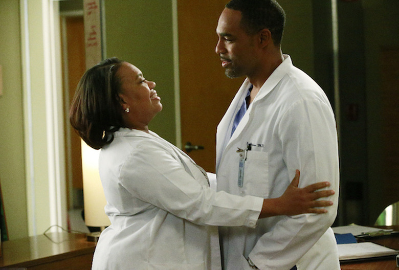 greys anatomy season 14 spoilers spinoff ben bailey break up