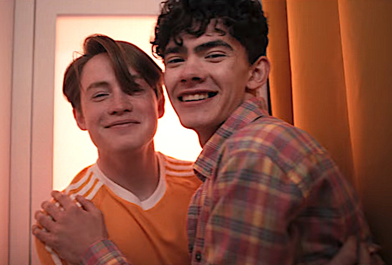 Heartstopper Netflix Review Season 1 Charlie Nick Boyfriends