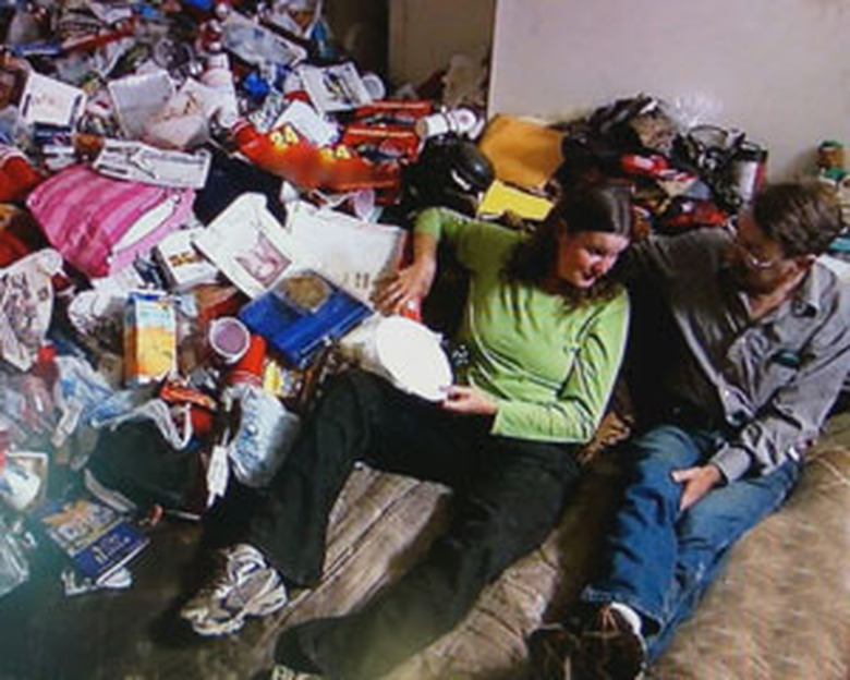 hoarding-2-300