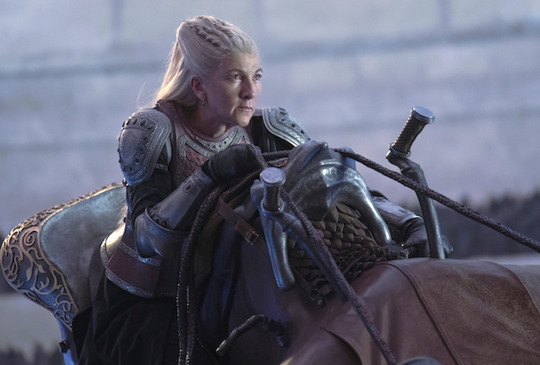 house-of-the-dragon-season-1-episode-9-rhaenys-fast-dragon