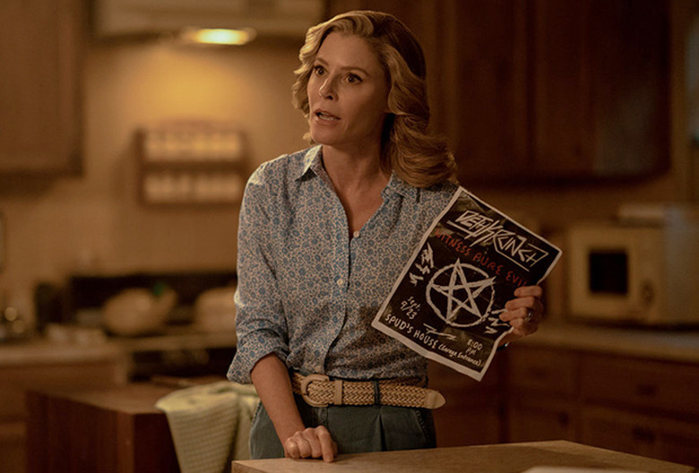 Hysteria Cancelled Peacock Julie Bowen