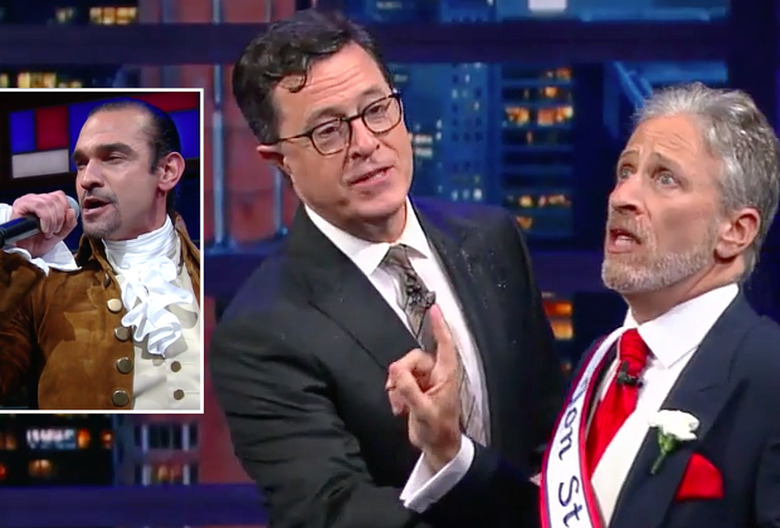 stephen-colbert-jon-stewart-javier-munoz
