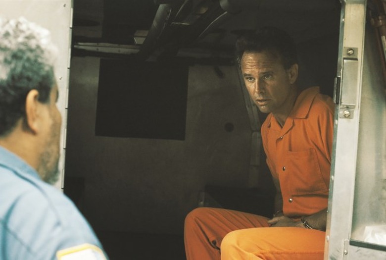justified-city-primeval-walton-goggins-boys-prison-escape