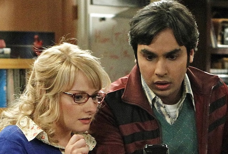 Melissa Rauch and Kunal Nayyar on Night Court