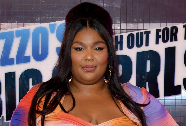 lizzo-quits-lawsuit-sexual-harrassment
