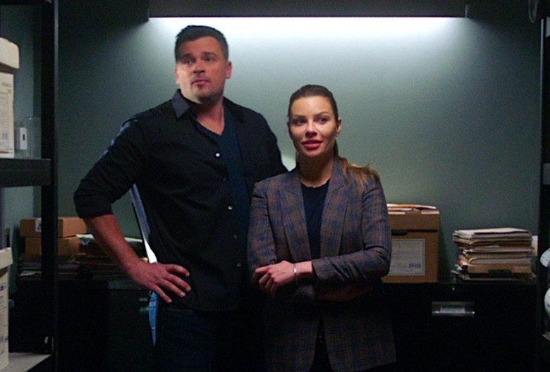 lucifer 3x20 pierce chloe sex