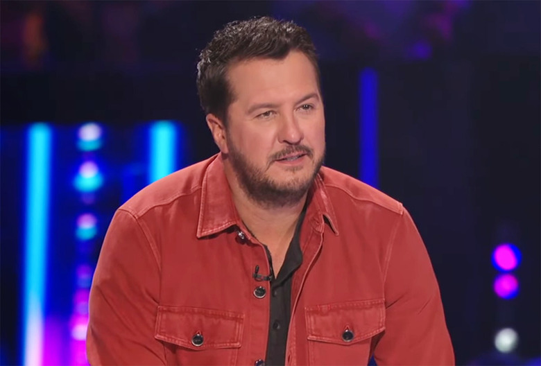 Luke Bryan Falls Down American Idol Video