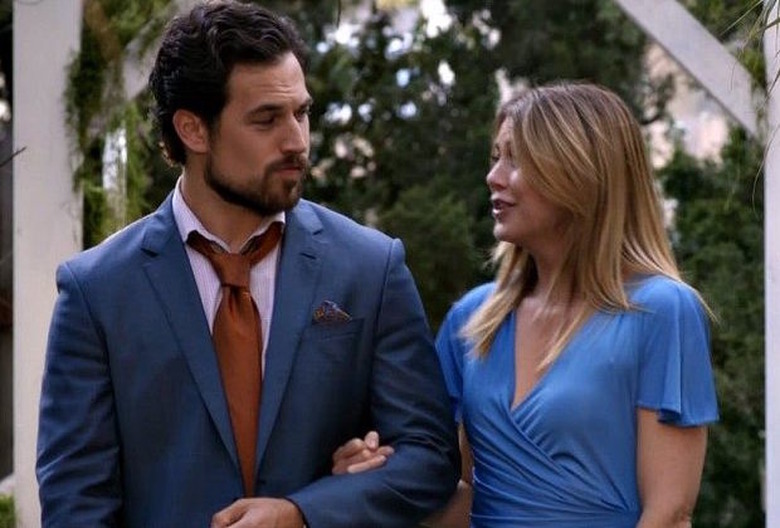 Grey's Anatomy Mer DeLuca First Kiss