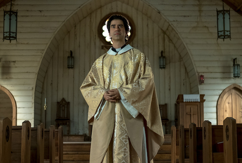 midnight-mass-premiere-recap-episode-1