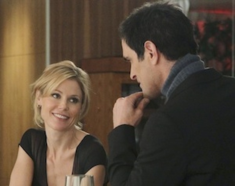 JULIE BOWEN, TY BURRELL