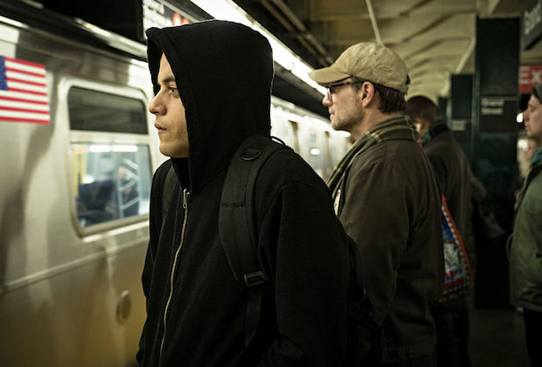 Mr. Robot Season 4 Premiere Elliot