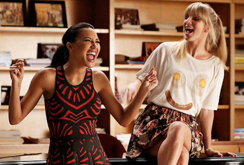 Naya Rivera & Heather Morris in 'Glee' - Santana and Brittany