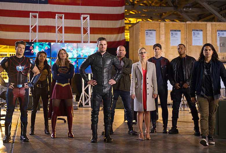 supergirl-flash-arrow-legends-crossover