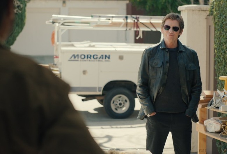 NO GOOD DEED. Denis Leary as Mikey in Episode 101 of No Good Deed. Cr. Courtesy of Netflix © 2024