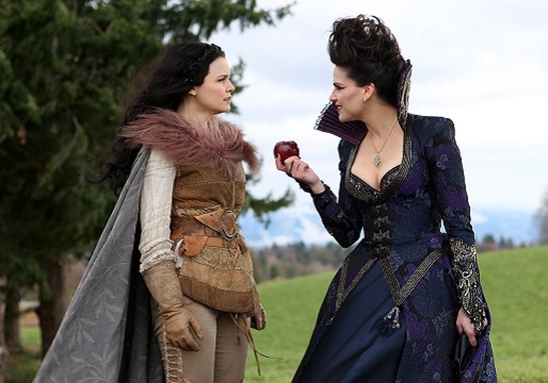 GINNIFER GOODWIN, LANA PARRILLA