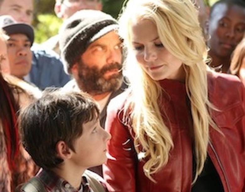 RAPHAEL SBARGE, MEGHAN ORY, JARED GILMORE, LEE ARENBERG, JENNIFER MORRISON