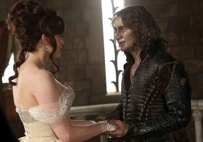 ROSE MCGOWAN, ROBERT CARLYLE