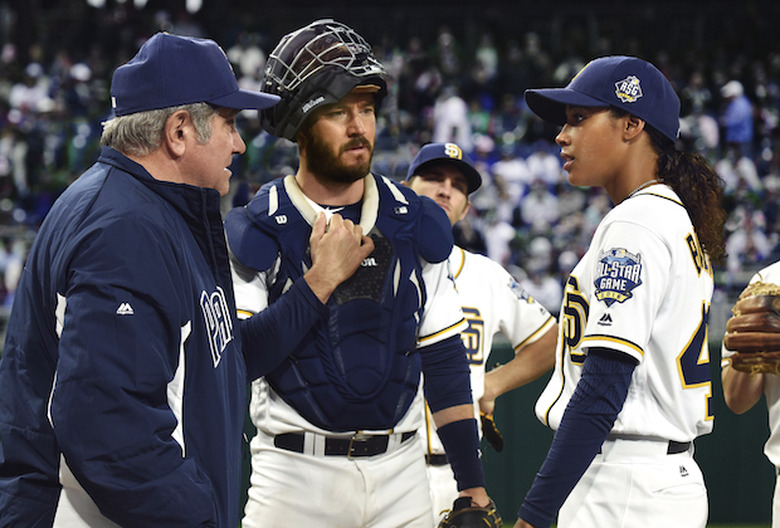 pitch-fox-premiere-fall-2016