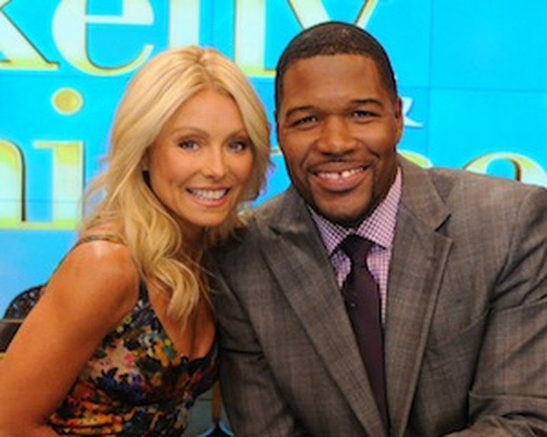 KELLY RIPA, MICHAEL STRAHAN
