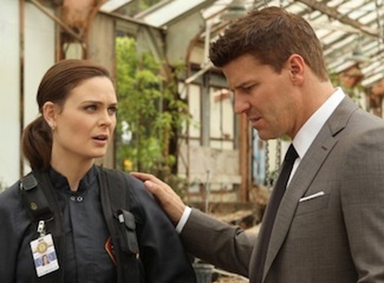 Bones-Ep817-The_Ghost_in_the_machine_sc-2_0115