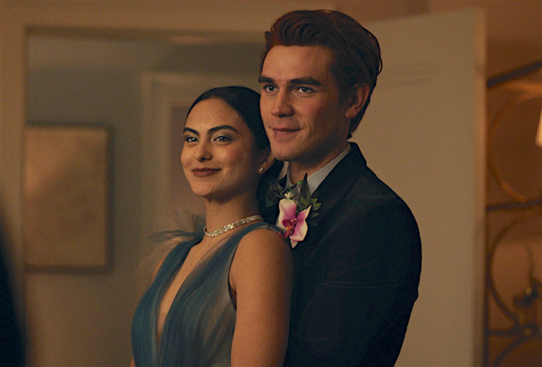 Riverdale Season 5 Premiere Archie Veronica Prom