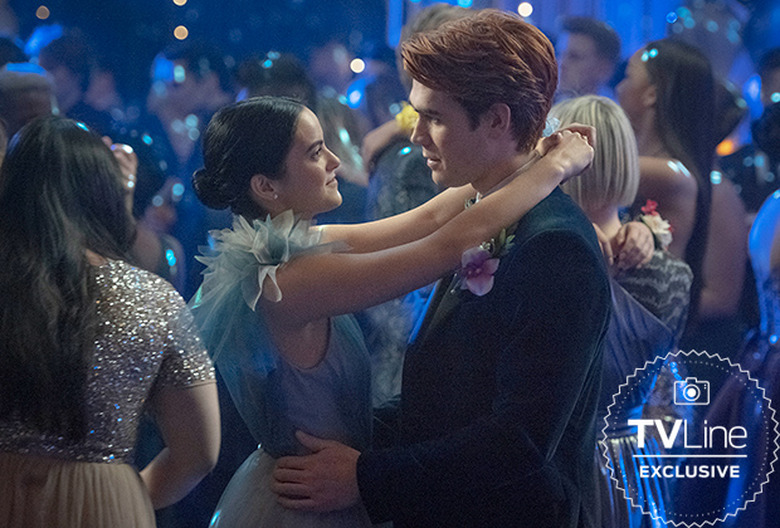 Riverdale Archie Veronica Prom Season 5 Premiere