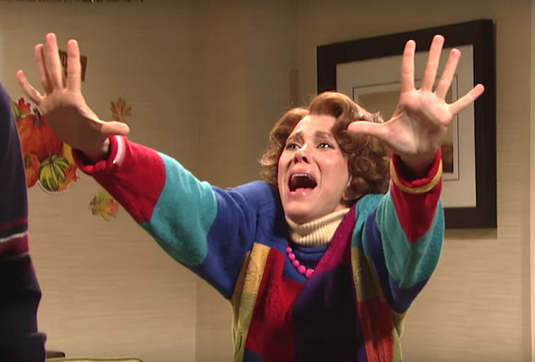 kristen-wiig-snl-surprise-lady-season-42