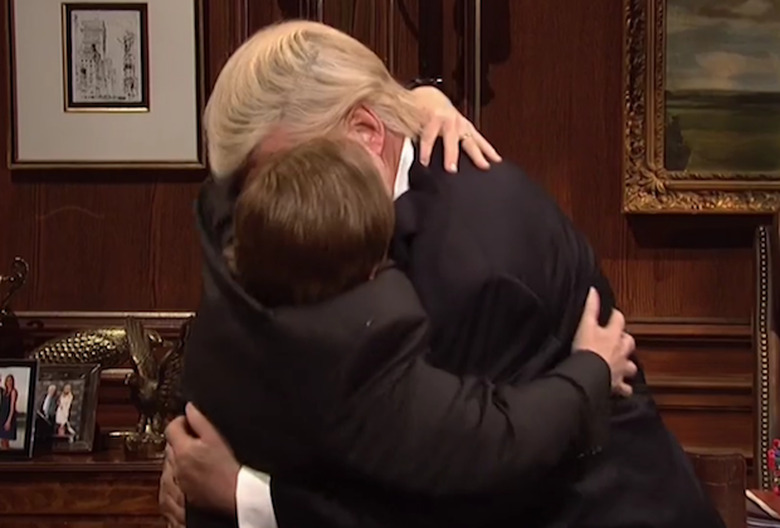 snl-trump-spicer-kiss