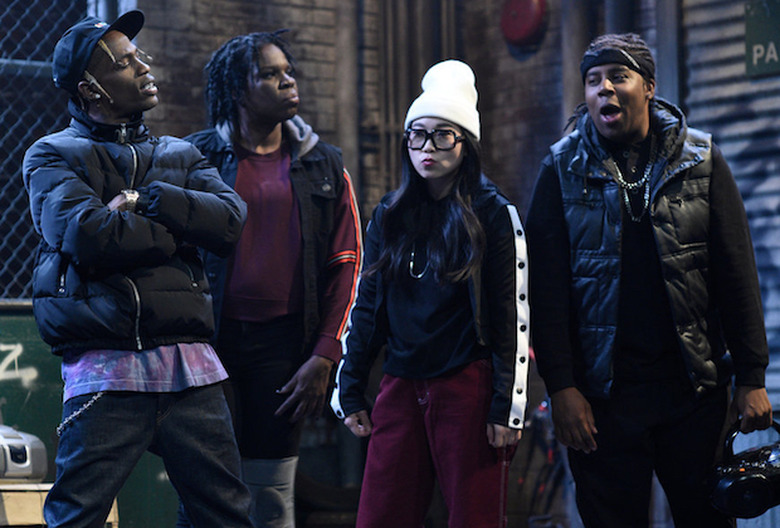 SNL - Awkwafina and Travis Scott dance battle