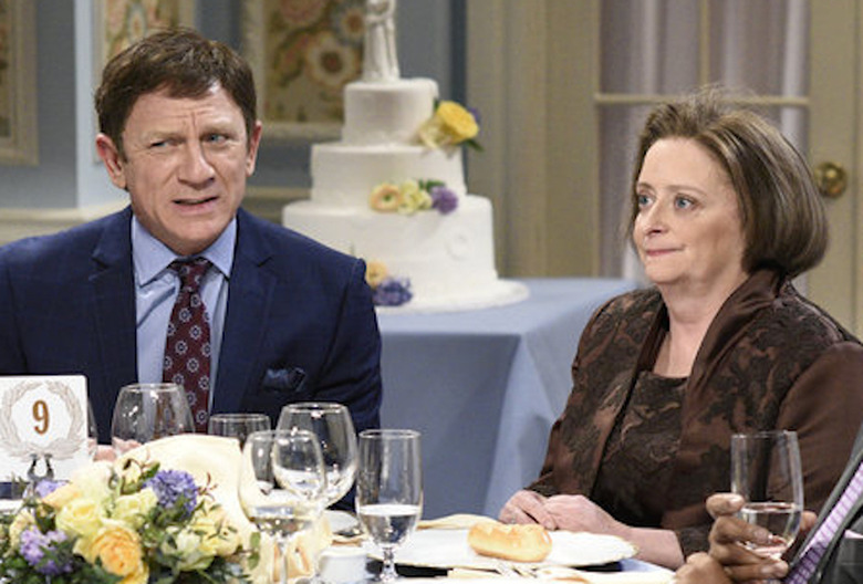 snl daniel craig debbie downer season 45