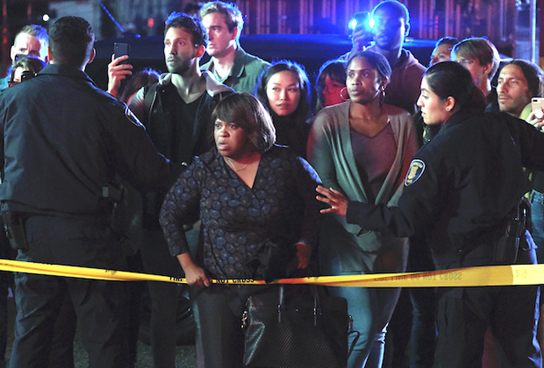station-19-recap season-3-episode-1-i-know-this-bar-greys-cliffhanger