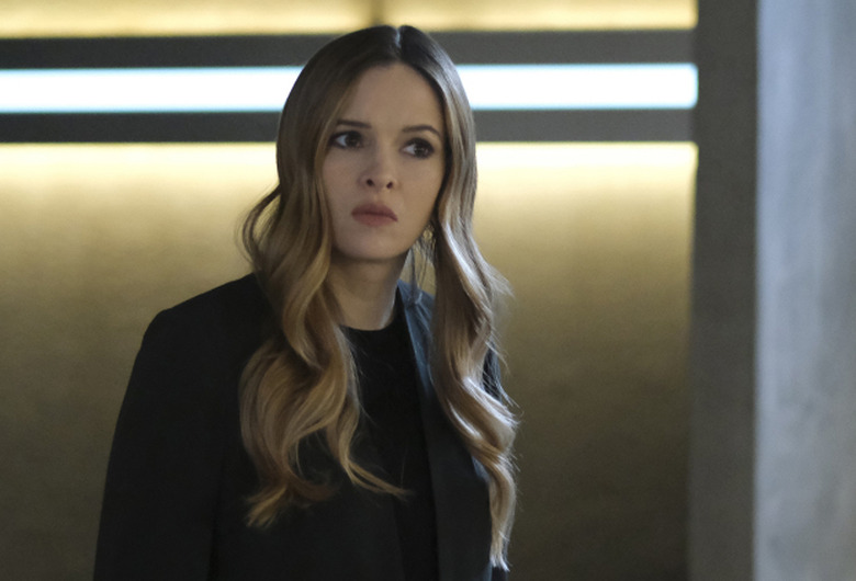 Flash Caitlin Dead Season 9 Khione