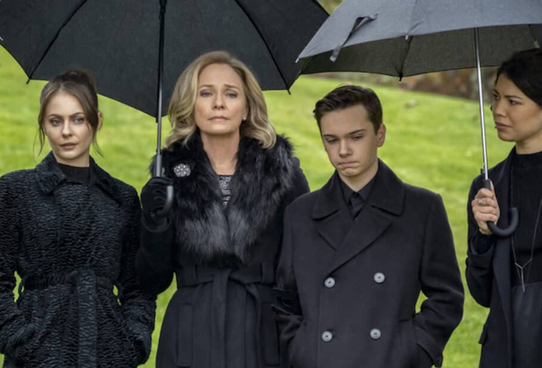 Arrow Series Finale Robert Queen Still Dead