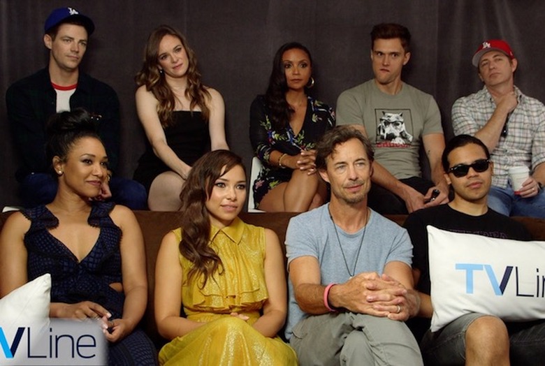 flash cast comic con 2018
