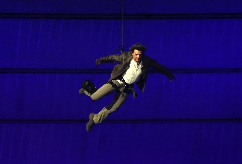 tom-cruise-olympics-closing-ceremony-stunt-video