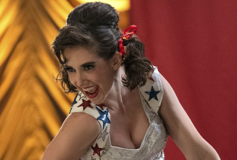 GLOW Season 3 - Alison Brie