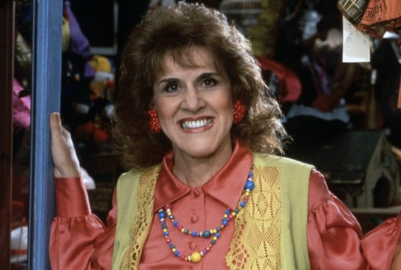 Ruth Buzzi Obituary Buzzi on 'Sesame Street' circa 1990s (Courtesy of Everett Collection)
