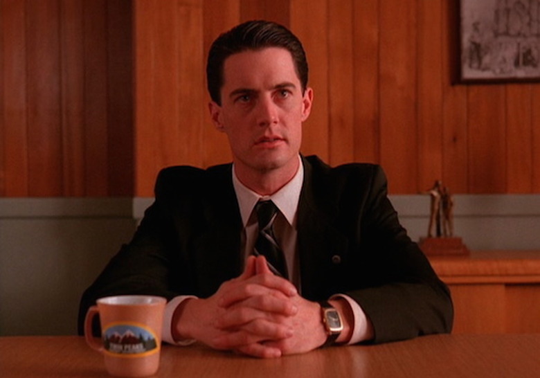 Twin Peaks Revival Delayed 2017