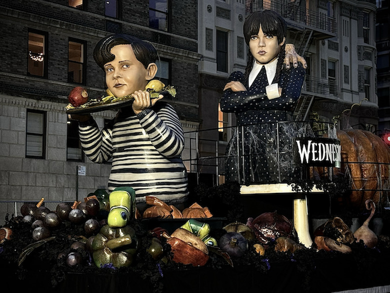 netflix-Wednesday-Parade-Float