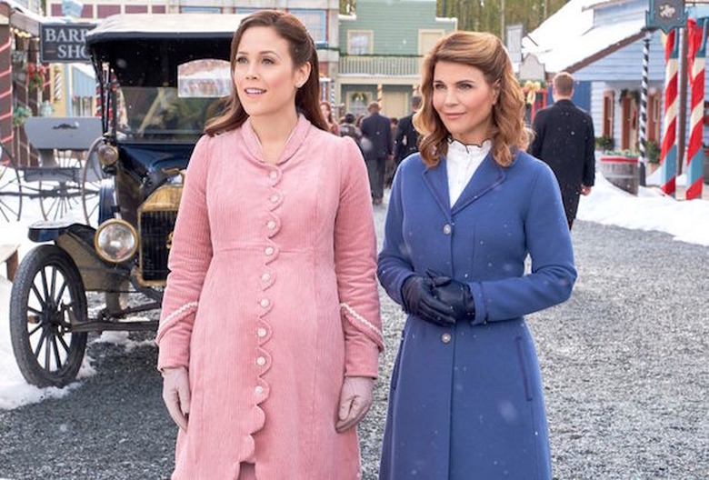 When Calls the Heart Return Date Season 6 Hallmark Lori Loughlin