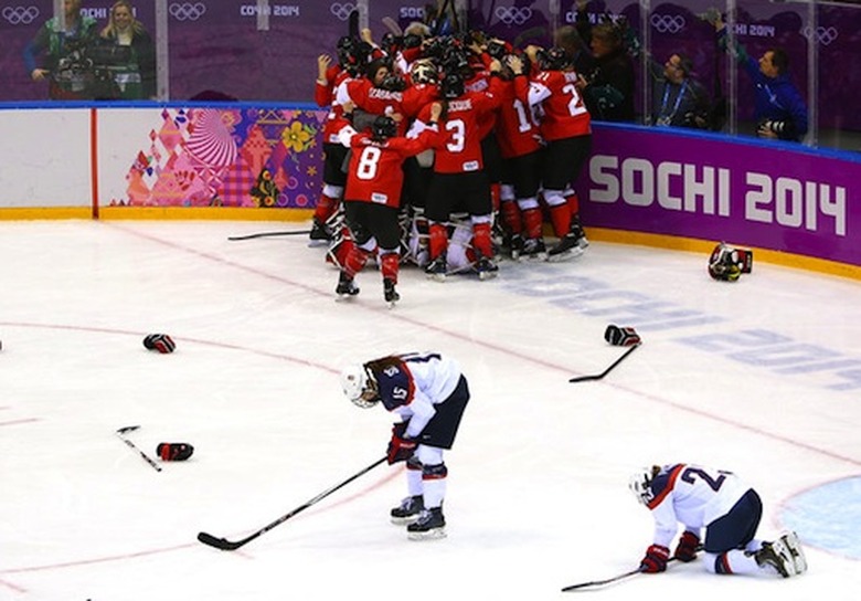 womens-hockey-us-lose-dw