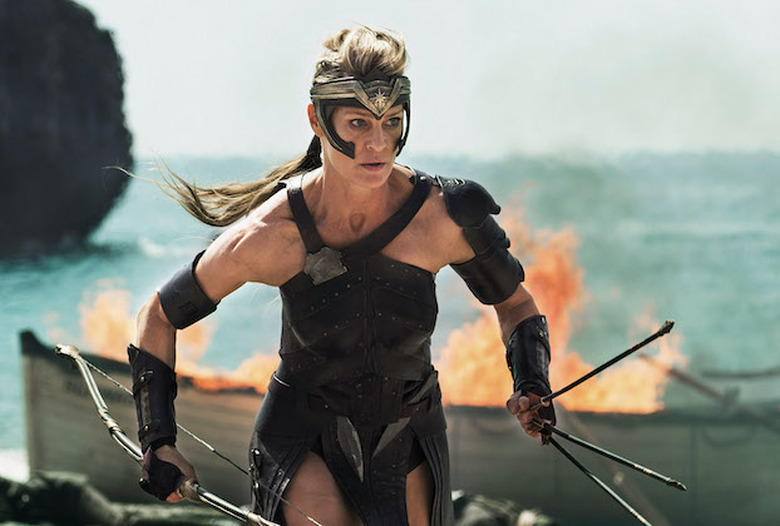 Wonder Woman Prequel Seres Robin Wright