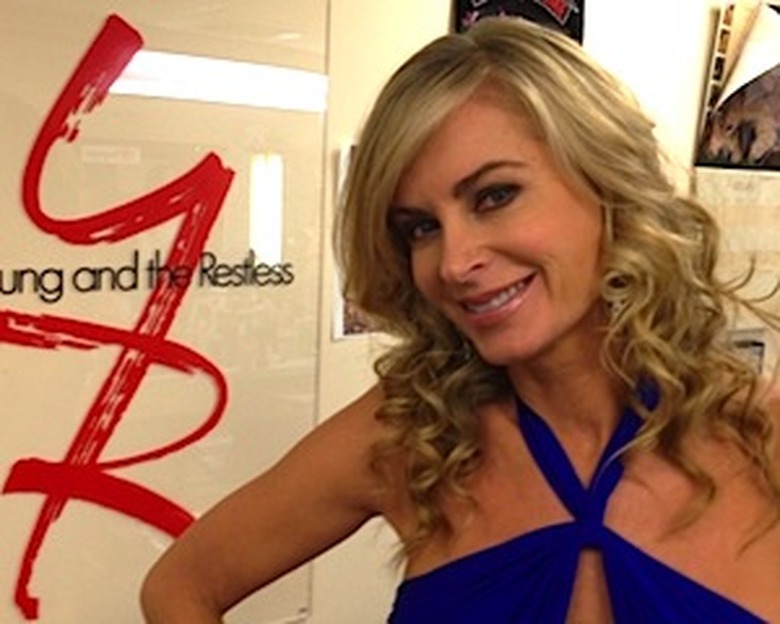 Eileen Davidson Returns Y&R