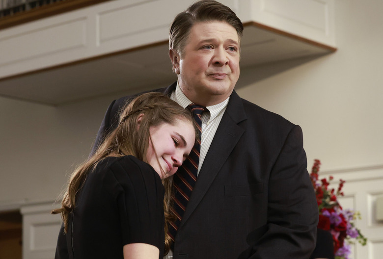 'Young Sheldon' Reunion Photo on 'Georgie and Mandy's First Marriage'